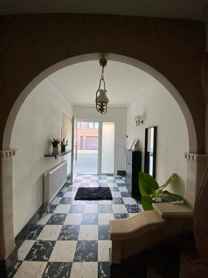 Big Sunset 2 Bedroom House With A Garden Antwerp Belgium